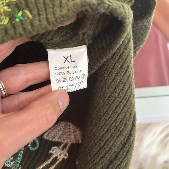 Crochet Fairy Core Mushroom Knit Crop Top - Picture 3 of 3